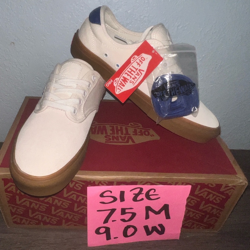 Vans Chima Ferguson Pro sz 7.5 Men 9.0 Woman